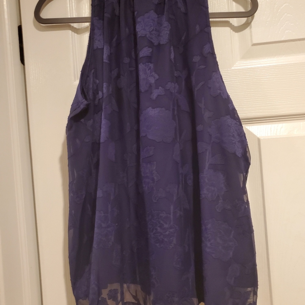 Shirt - Picture 2 of 3